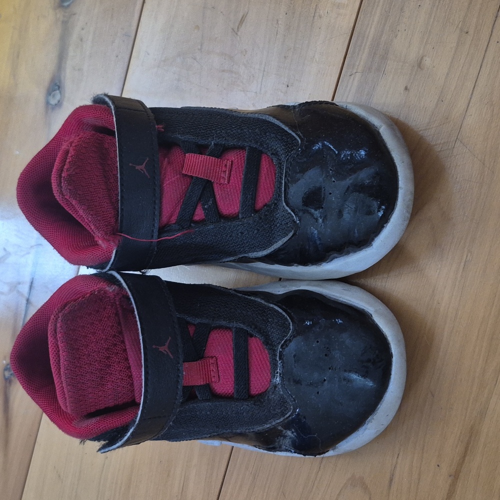 Jordan Kids Black and Red Sneakers